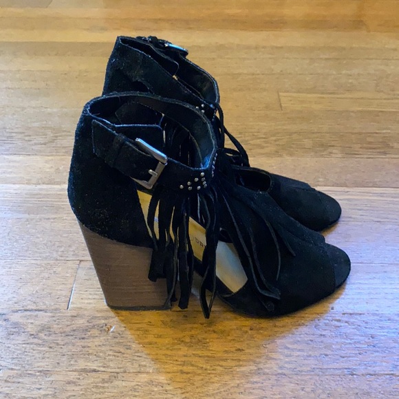 CHINESE LAUNDRY black suede fringe booties - Picture 2 of 2